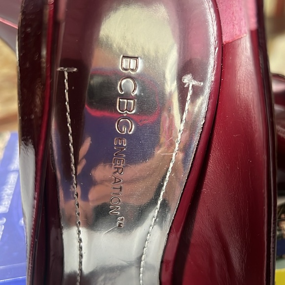 BCBG Generation Ariel Pumps Ruby Red Patent Peep Toe Heels - Picture 3 of 8